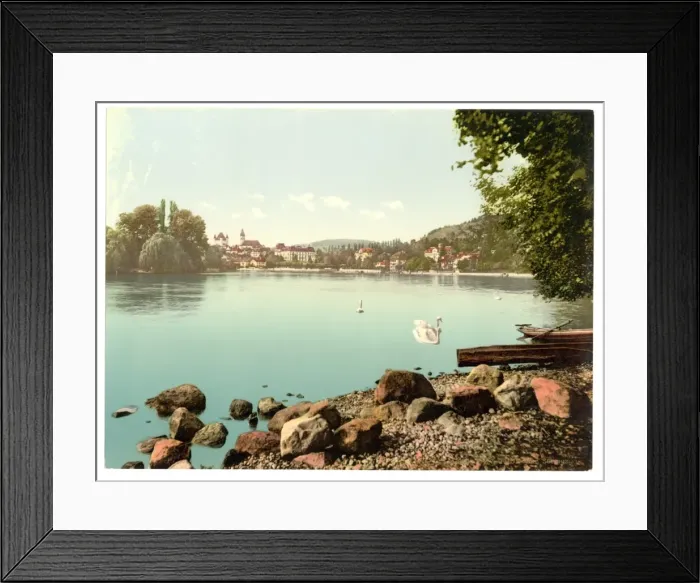 Framed Print : Thun with view of Lake of Thun, Bernese Oberland, Switzerlan Framed Print : Thun with view of Lake of Thun, Bernese Oberland, Switzerlan