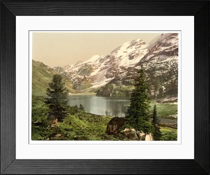 Framed Print : Engstlen Lake, Bernese Oberland, Switzerland Framed Print : Engstlen Lake, Bernese Oberland, Switzerland