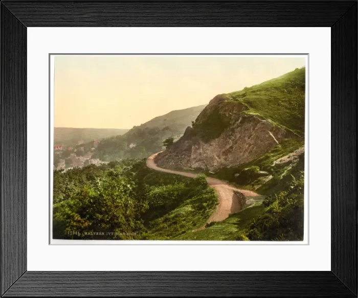 Framed Print : Ivy Scar Rock, Malvern, England Framed Print : Ivy Scar Rock, Malvern, England