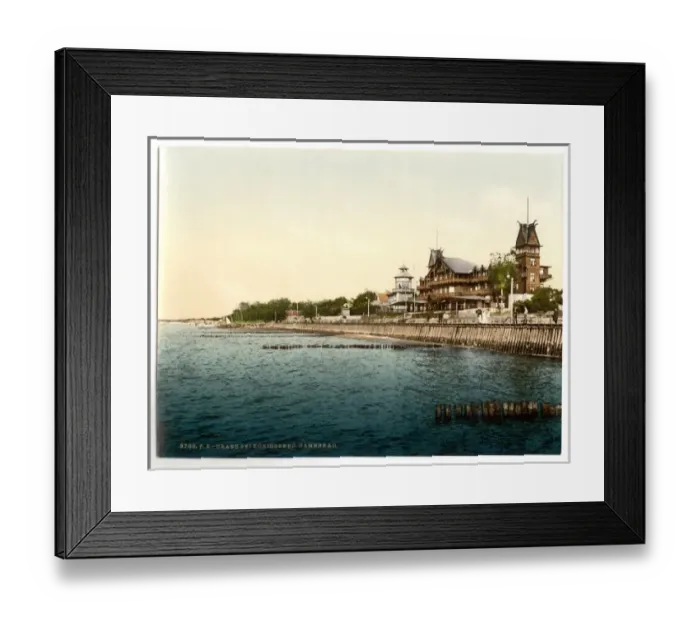 Framed Print : Womens bath, Cranz, Bad Koningsberg (i. e. Konigsberg), Eas Framed Print : Womens bath, Cranz, Bad Koningsberg (i. e. Konigsberg), Eas