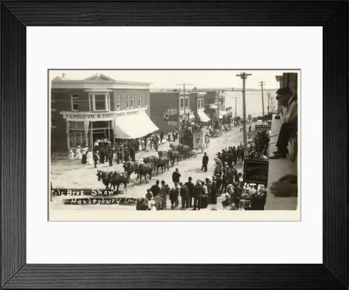 Framed Print : The Cole Bros. Circus arriving in town Framed Print : The Cole Bros. Circus arriving in town