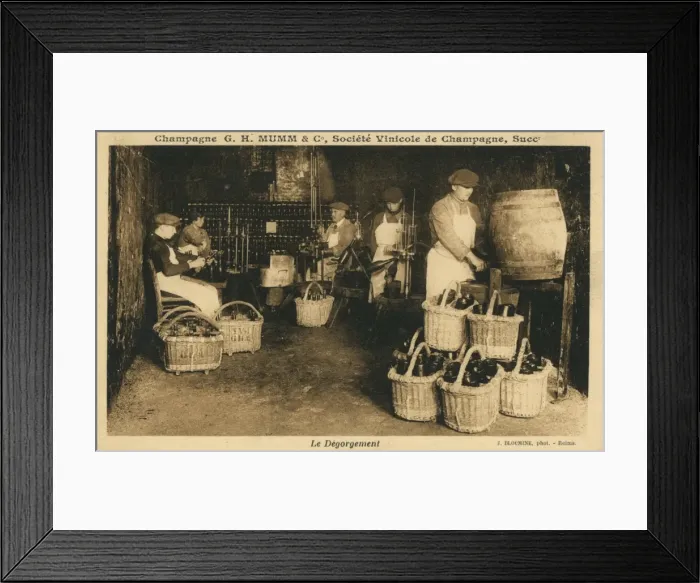 Framed Print : Disgorgement of Champagne in France Framed Print : Disgorgement of Champagne in France