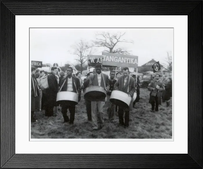 Framed Print : Aldermaston March - 27th March 1959 Framed Print : Aldermaston March - 27th March 1959