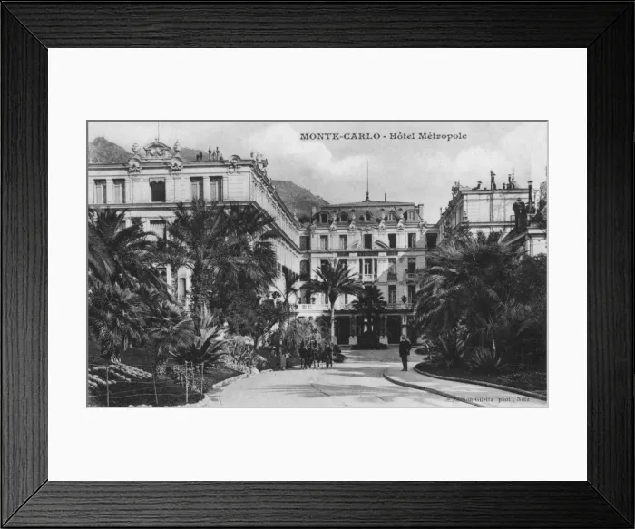 Framed Print : The hotel Metropole in Monte Carlo Framed Print : The hotel Metropole in Monte Carlo
