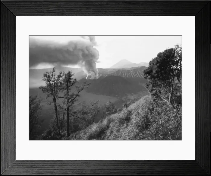 Framed Print : Bromo Volcano erupting in East Java, Indonesia Framed Print : Bromo Volcano erupting in East Java, Indonesia