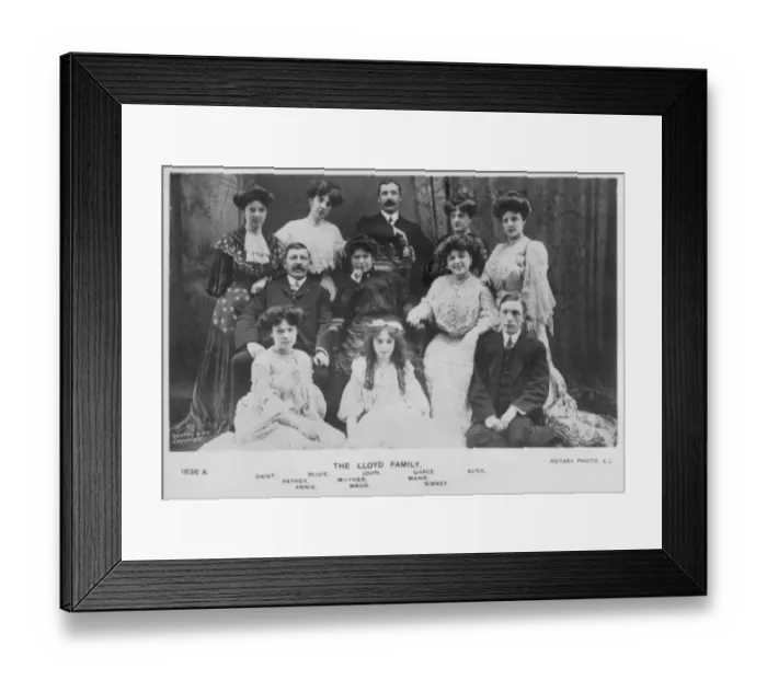 Framed Print : Portrait for the Lloyd family Framed Print : Portrait for the Lloyd family