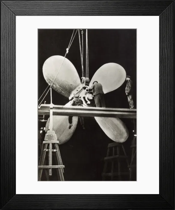 Framed Print : Fixing the Propeller - Hamburg-America Line Framed Print : Fixing the Propeller - Hamburg-America Line