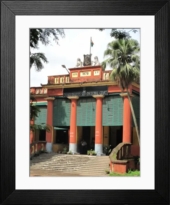 Framed Print : India - West Bengal - Hooghly river - Chandanagar Framed Print : India - West Bengal - Hooghly river - Chandanagar