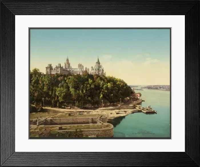 Framed Print : Parliament buildings from Major Hill Park, Ottawa Framed Print : Parliament buildings from Major Hill Park, Ottawa