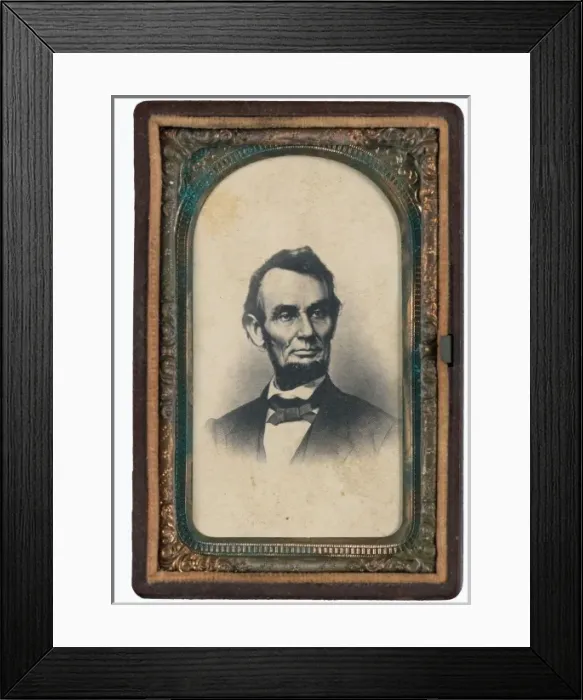 Framed Print : Portrait of Abraham Lincoln in thermoplastic case Framed Print : Portrait of Abraham Lincoln in thermoplastic case