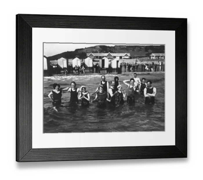 Framed Print : Bathers in Scarborough Framed Print : Bathers in Scarborough