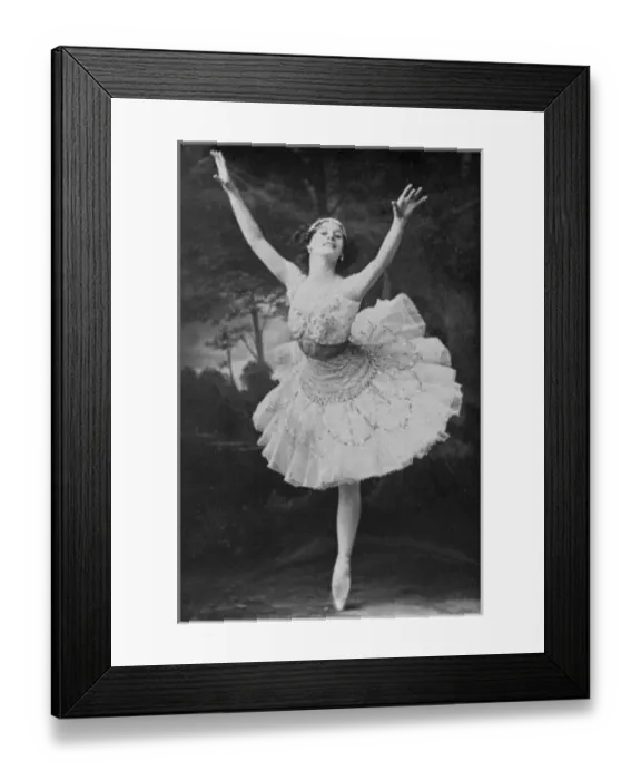Framed Print : Anna Pavlova Framed Print : Anna Pavlova