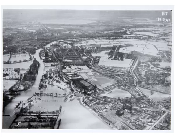 Thames flooding 1947