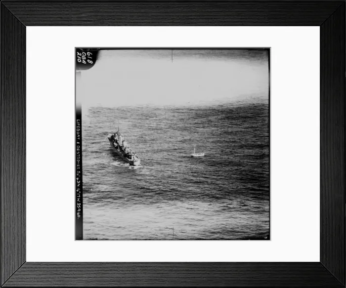 Framed Print : Rescuing evacuees Framed Print : Rescuing evacuees