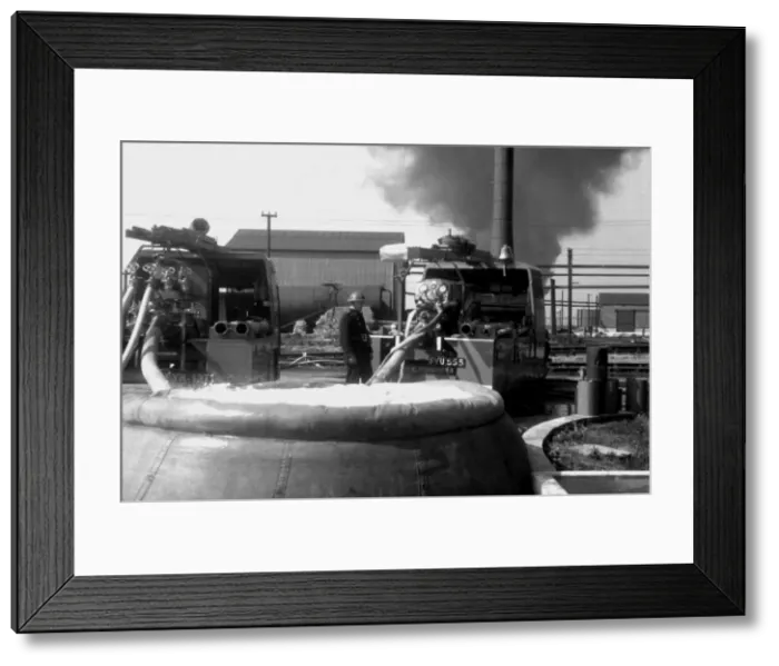 Framed Print : Pumps working from dams, Thames Haven, WW2 Framed Print : Pumps working from dams, Thames Haven, WW2