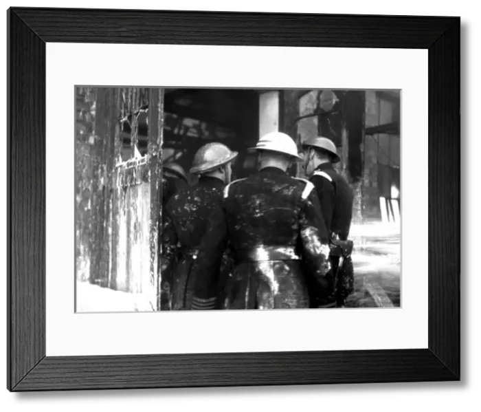 Framed Print : Blitz in London -- oil tank fire, Thames Haven, WW2 Framed Print : Blitz in London -- oil tank fire, Thames Haven, WW2