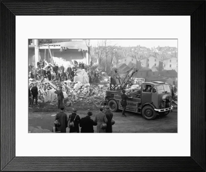 Framed Print : Blitz in London -- Invicta Road, Westcombe Park, WW2 Framed Print : Blitz in London -- Invicta Road, Westcombe Park, WW2