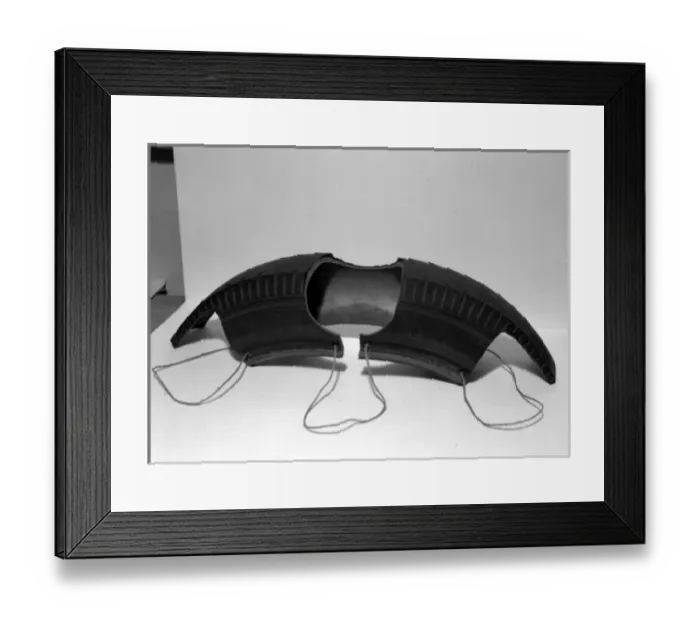 Framed Print : Blitz in London -- improvised shoulder protectors Framed Print : Blitz in London -- improvised shoulder protectors
