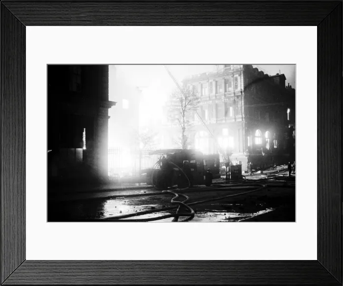 Framed Print : Blitz in London -- Queen Victoria Street and Thames Street Framed Print : Blitz in London -- Queen Victoria Street and Thames Street