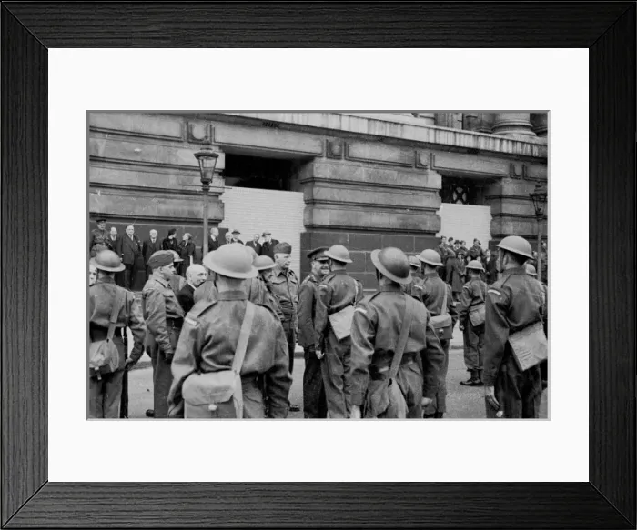 Framed Print : Inspection of Home Guard, County Hall, London, WW2 Framed Print : Inspection of Home Guard, County Hall, London, WW2