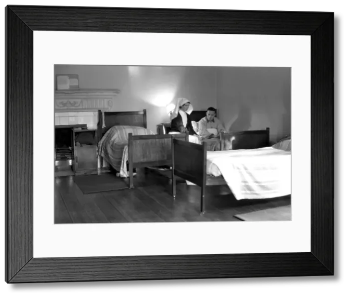 Framed Print : Nurse and patient in a Red Cross convalescent home Framed Print : Nurse and patient in a Red Cross convalescent home