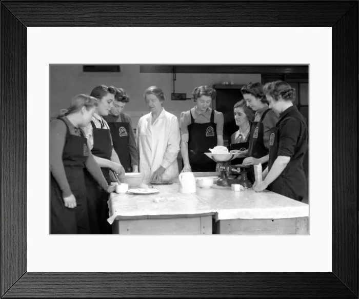 Framed Print : Auxiliary London firewomen under catering instruction Framed Print : Auxiliary London firewomen under catering instruction