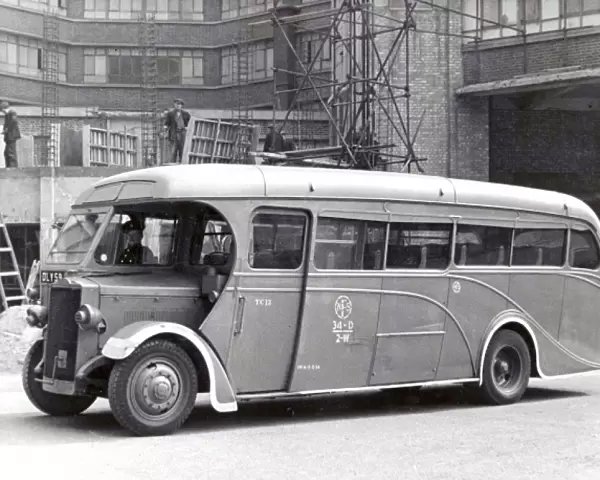 NFS personnel coach from District 34-HQ, Ealing, WW2