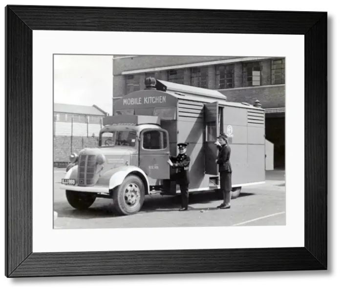 Framed Print : NFS mobile kitchen in use, WW2 Framed Print : NFS mobile kitchen in use, WW2