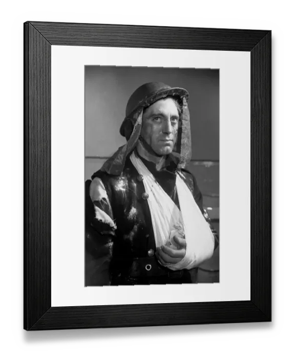 Framed Print : London AFS fireman at a hospital during the Blitz, WW2 Framed Print : London AFS fireman at a hospital during the Blitz, WW2