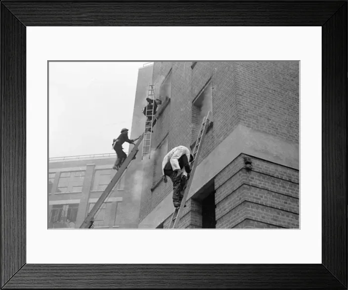 Framed Print : NFS (London Region) fire brigade display at Lambeth, WW2 Framed Print : NFS (London Region) fire brigade display at Lambeth, WW2