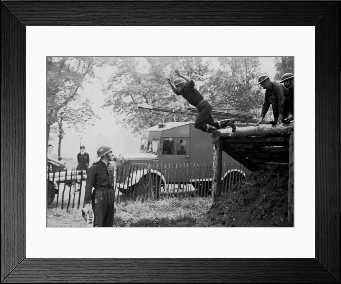 Framed Print : NFS (London Region) assault course training exercises, WW2 Framed Print : NFS (London Region) assault course training exercises, WW2