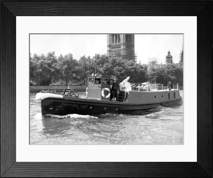 Framed Print : LCC-LFB fireboat Massey Shaw, Westminster, London Framed Print : LCC-LFB fireboat Massey Shaw, Westminster, London