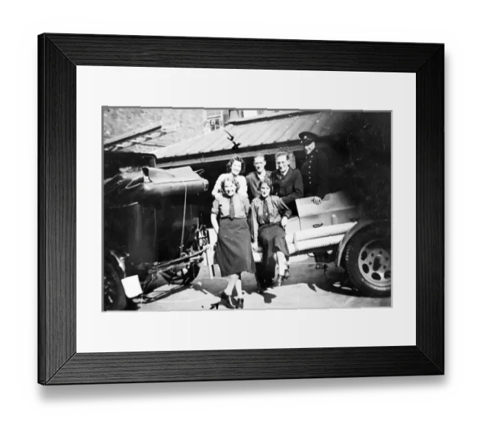 Framed Print : Blitz in London -- AFS firefighters, WW2 Framed Print : Blitz in London -- AFS firefighters, WW2