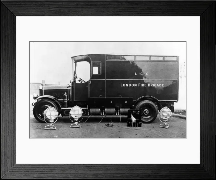 Framed Print : LCC-LFB Southwarks Emergency Tender with lights Framed Print : LCC-LFB Southwarks Emergency Tender with lights