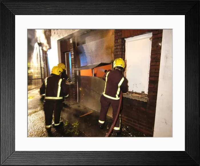 Framed Print : Firefighters working at scene of pub fire, SE London Framed Print : Firefighters working at scene of pub fire, SE London