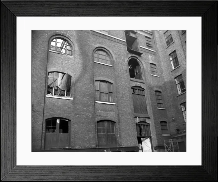 Framed Print : LCC-LFB fatal warehouse fire, Langley Street WC2 Framed Print : LCC-LFB fatal warehouse fire, Langley Street WC2