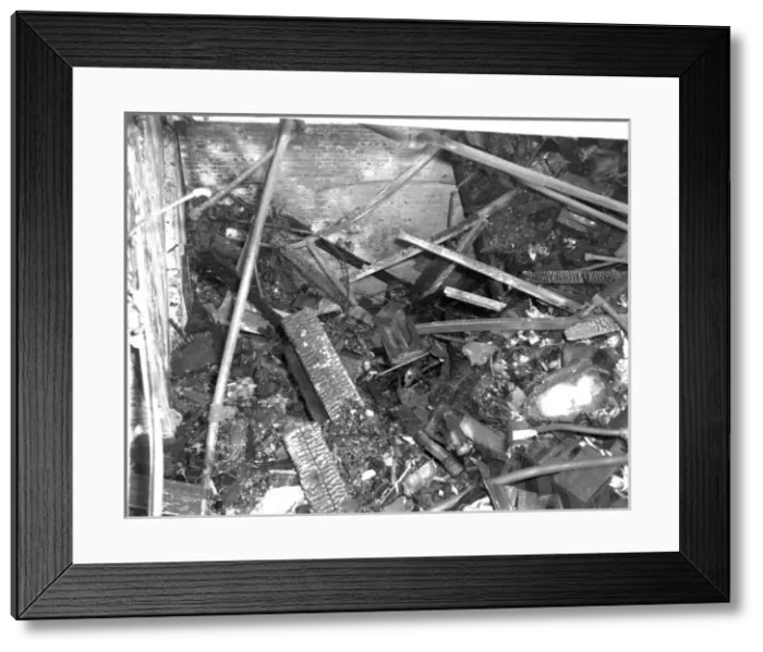 Framed Print : LCC-LFB fatal warehouse fire, Langley Street WC2 Framed Print : LCC-LFB fatal warehouse fire, Langley Street WC2