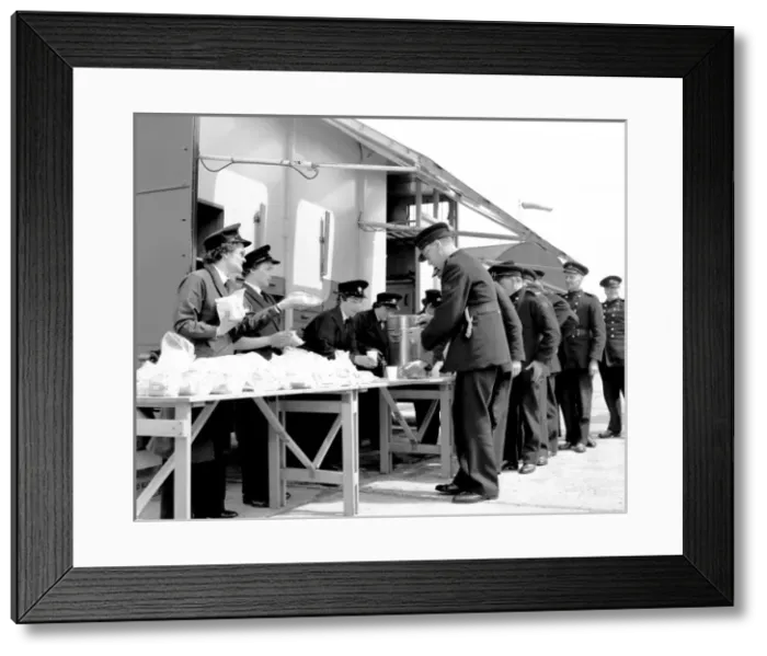 Framed Print : AFS Mobile kitchen in use after major exercise