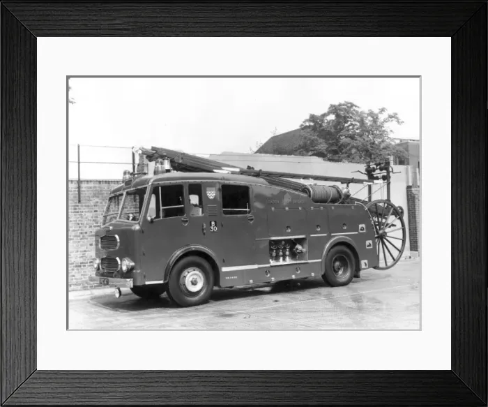Framed Print : GLC-LFB - Dual purpose pump escape fire engine Framed Print : GLC-LFB - Dual purpose pump escape fire engine