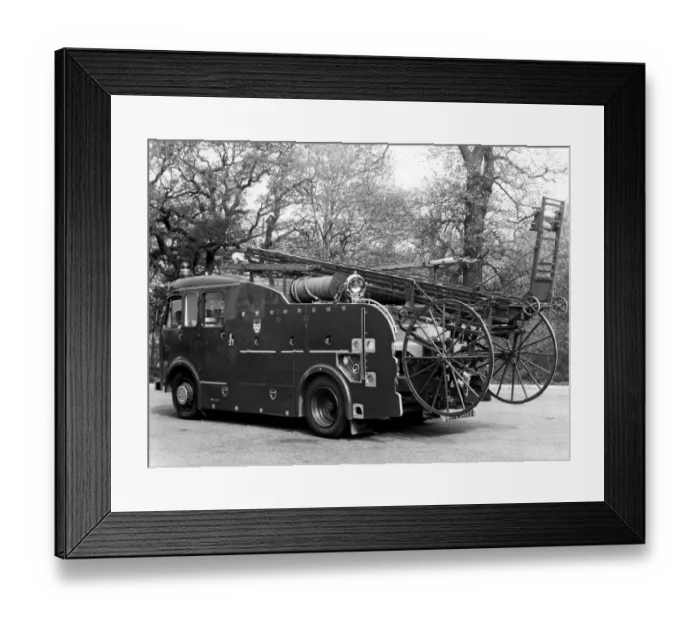 Framed Print : GLC-LFB - Dual purpose pump-escape fire engine