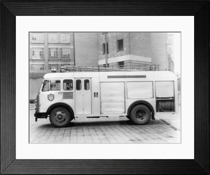 Framed Print : GLC-LFB - Former Croydon Brigade pump fire engine Framed Print : GLC-LFB - Former Croydon Brigade pump fire engine