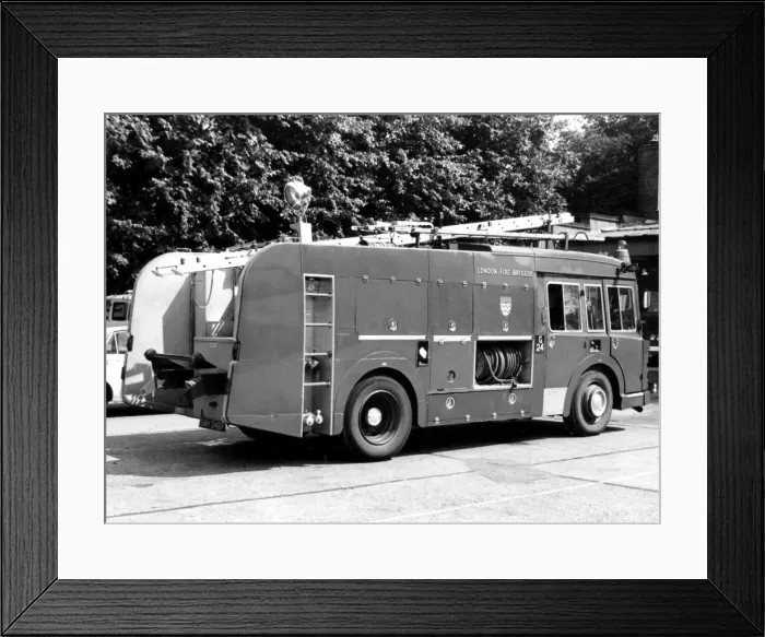 Framed Print : GLC-LFB - Dual purpose pump fire engine Framed Print : GLC-LFB - Dual purpose pump fire engine