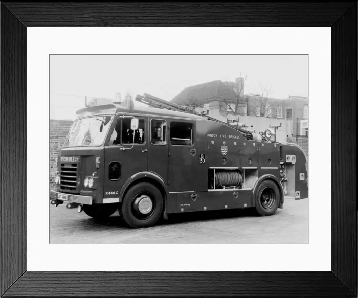 Framed Print : GLC-LFB - Dual purpose pump fire engine Framed Print : GLC-LFB - Dual purpose pump fire engine