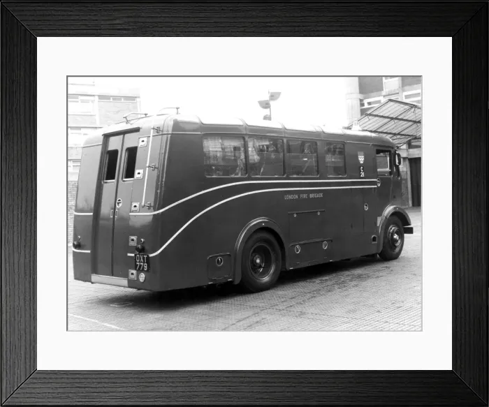 Framed Print : GLC-LFB appliance fleet -- Emergency Tender Framed Print : GLC-LFB appliance fleet -- Emergency Tender