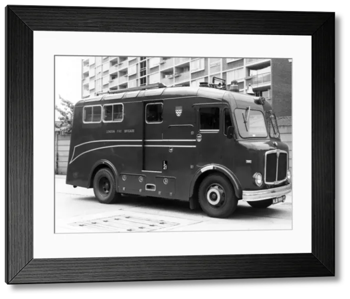 Framed Print : GLC-LFB appliance fleet -- Emergency Tender Framed Print : GLC-LFB appliance fleet -- Emergency Tender