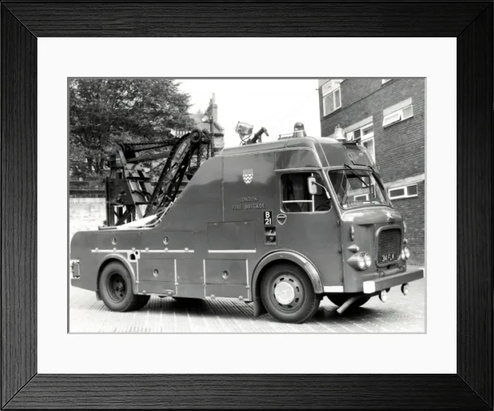 Framed Print : GLC-LFB appliance fleet -- Breakdown Lorry Framed Print : GLC-LFB appliance fleet -- Breakdown Lorry