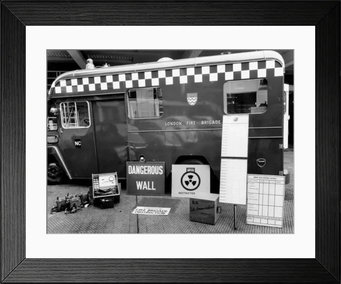 Framed Print : GLC-LFB Northern Command Control Unit Framed Print : GLC-LFB Northern Command Control Unit