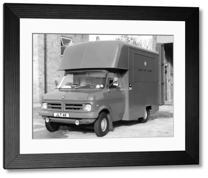 Framed Print : GLC-LFB Canteen Van Framed Print : GLC-LFB Canteen Van