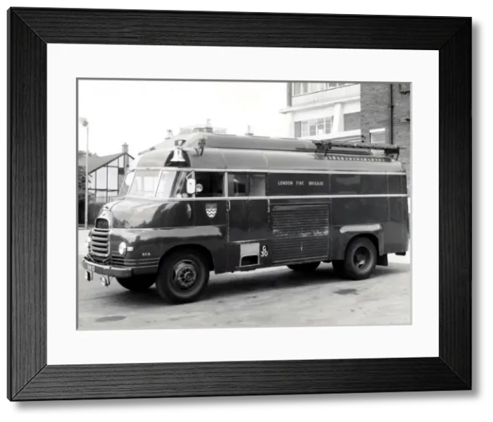 Framed Print : GLC-LFB Salvage Tender Framed Print : GLC-LFB Salvage Tender