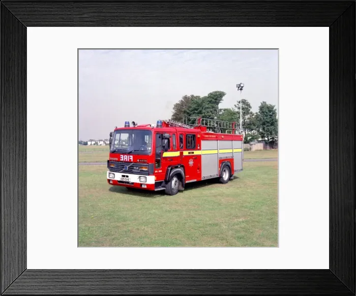 Framed Print : LFDCA-LFB Volvo dual purpose diesel pump ladder Framed Print : LFDCA-LFB Volvo dual purpose diesel pump ladder